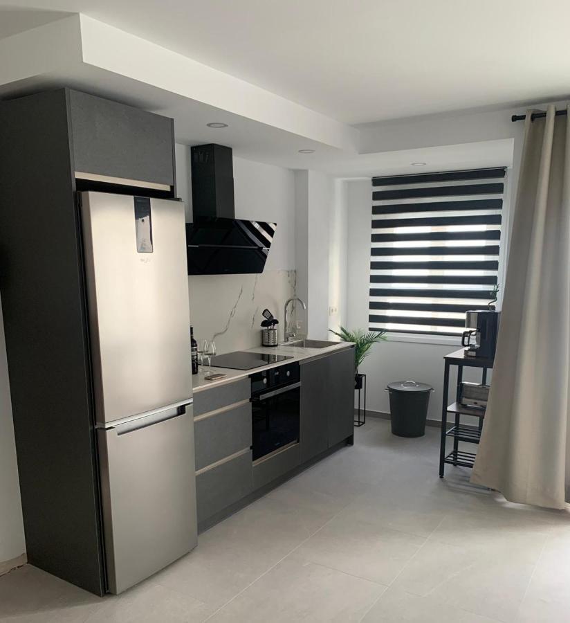 Encanto I Solo Familias Y Parejas En Zona Centro Apartment
